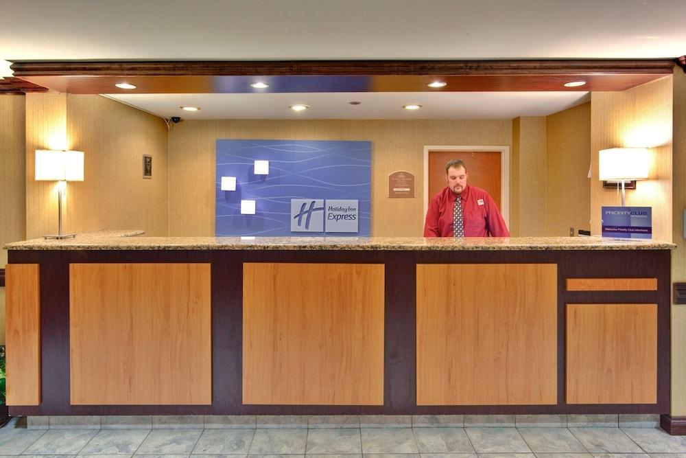 Holiday Inn Express Flint-Campus Area By Ihg Екстер'єр фото