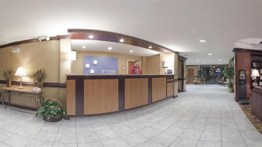 Holiday Inn Express Flint-Campus Area By Ihg Екстер'єр фото